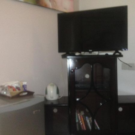 Hotel Fire Dragon Hideaway Negombo Esterno foto