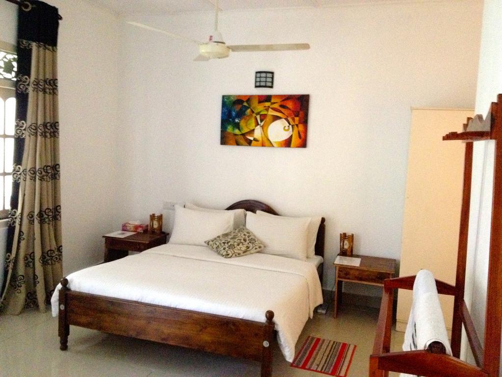 Hotel Fire Dragon Hideaway Negombo Camera foto