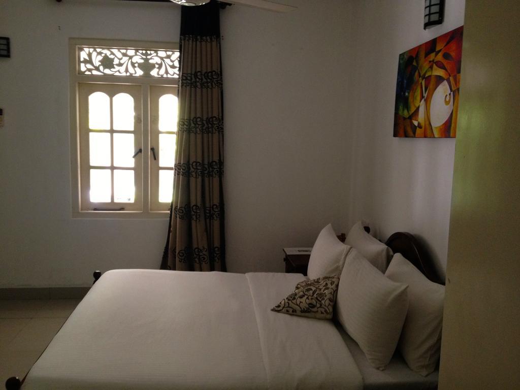 Hotel Fire Dragon Hideaway Negombo Camera foto